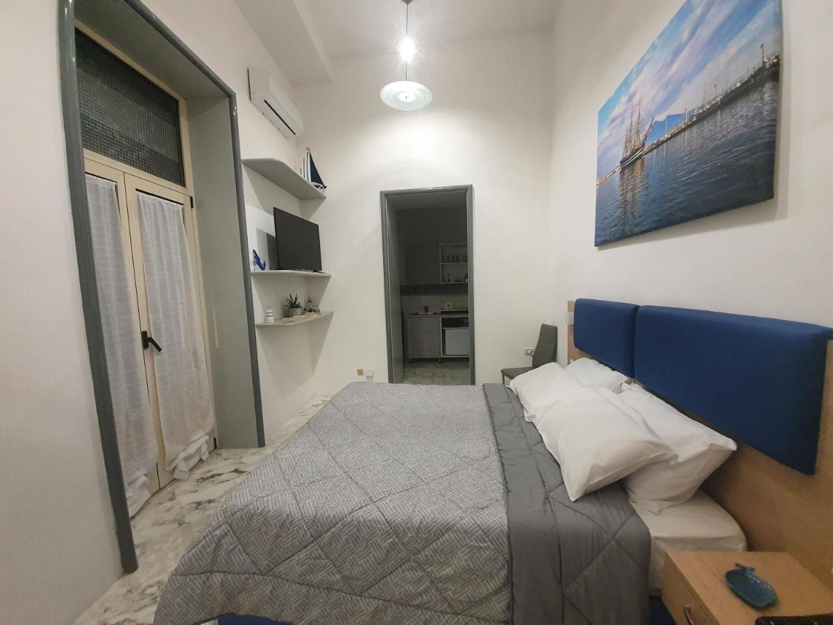 Le Caravelle Bed & Breakfast Кастеламаре ди Стабия Екстериор снимка