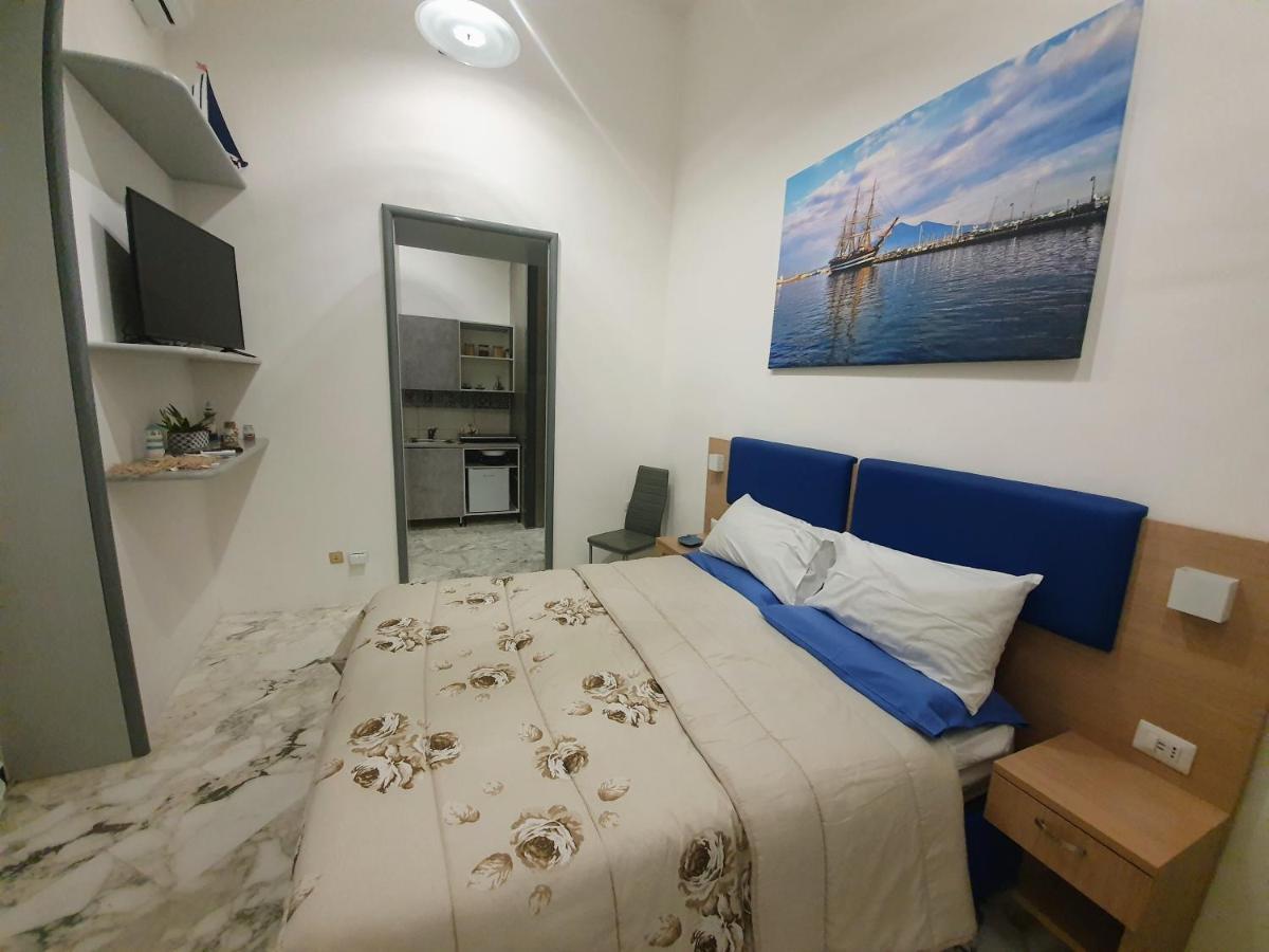 Le Caravelle Bed & Breakfast Кастеламаре ди Стабия Екстериор снимка